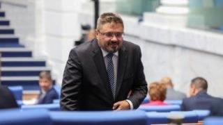 "Да се помолим на Бог": Кирил Вълчев ще кара втори мандат като шеф на БТА
